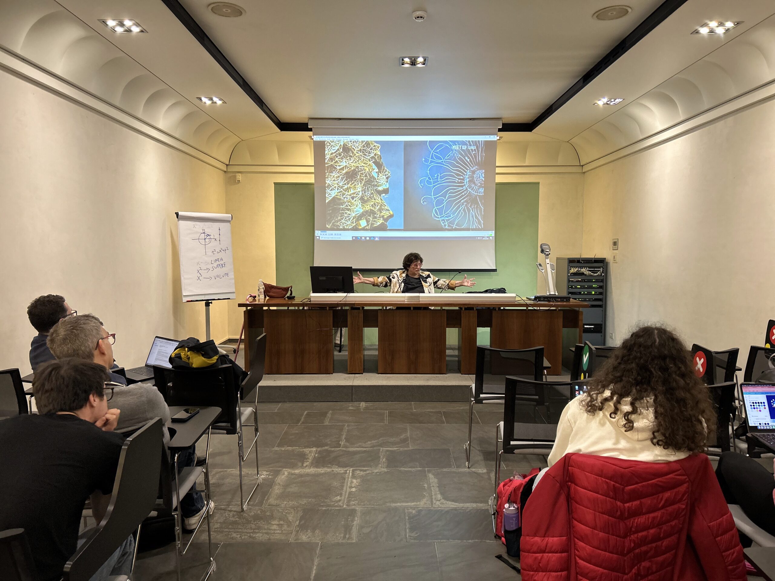 Ritmi diacronici. Una storia delle arti immersive in Italia